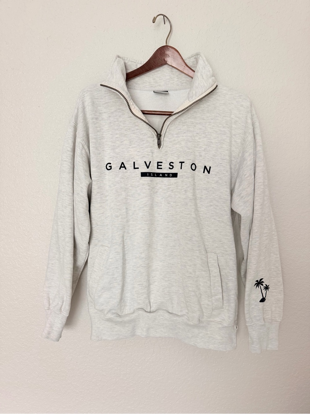 Vintage Quarter Zip Sweater Galveston Island light heather gray size Medium